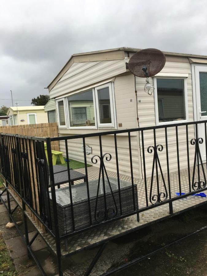 4 Bedroom Caravan Ingoldmells Skegness Exterior foto